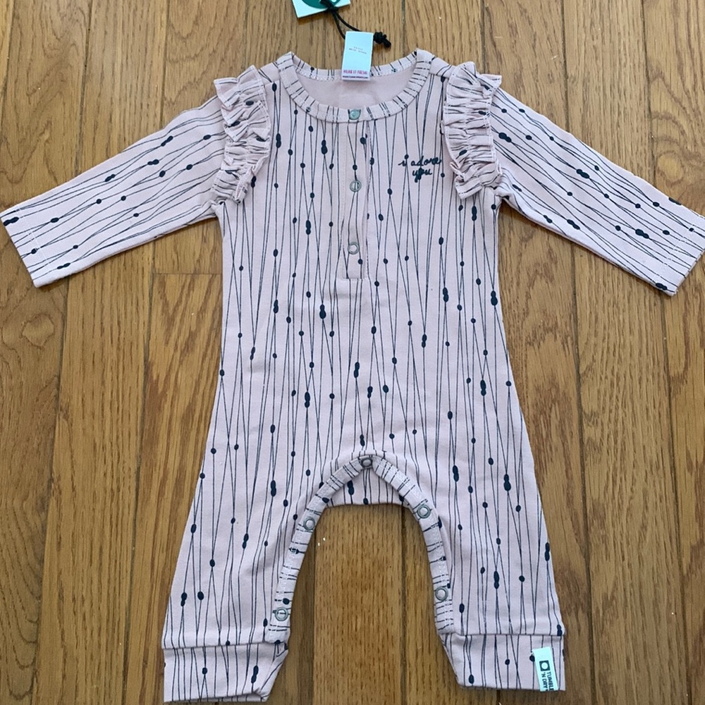 NWT NB Tumble and Dry Romper